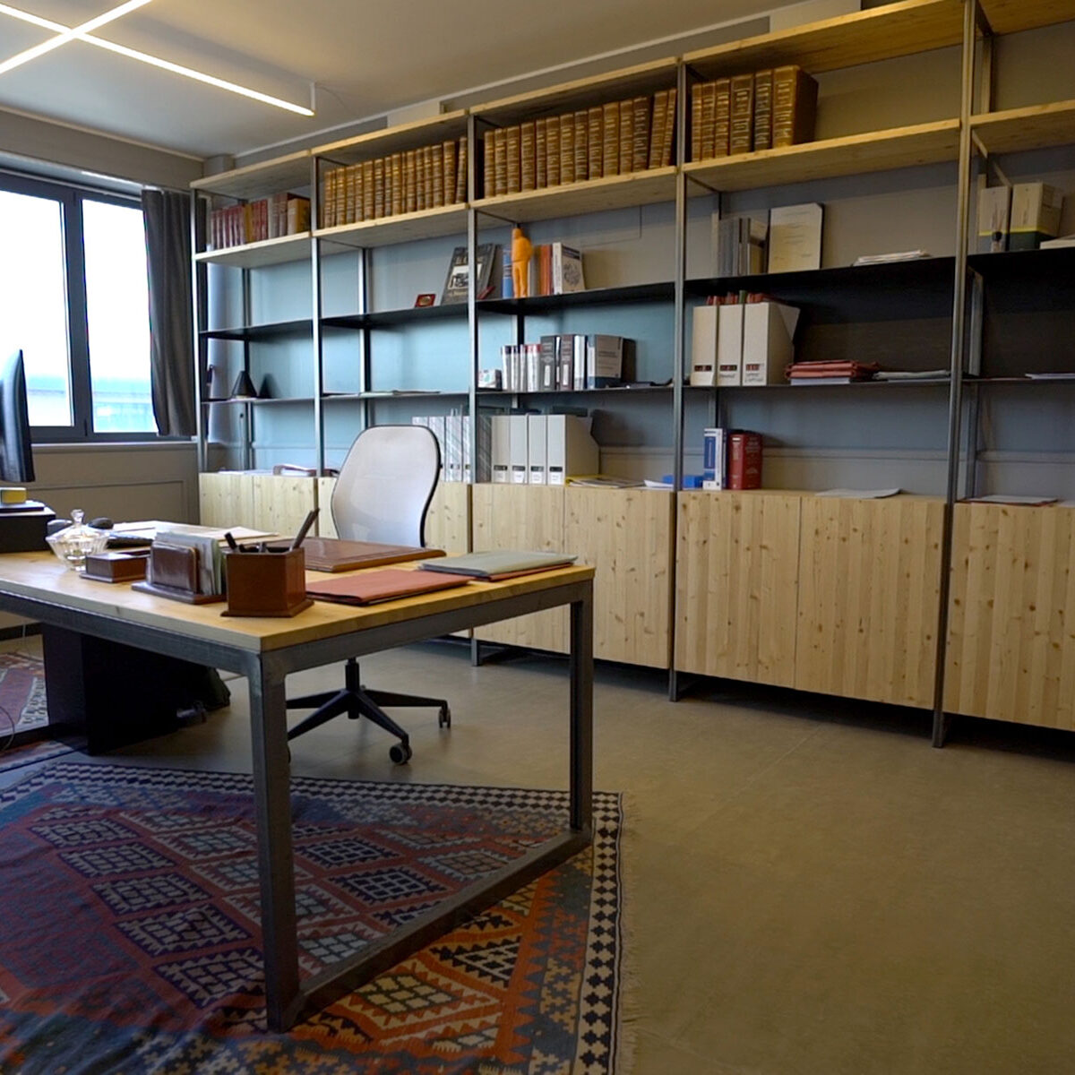 MA_OfficeDavid_C0135
